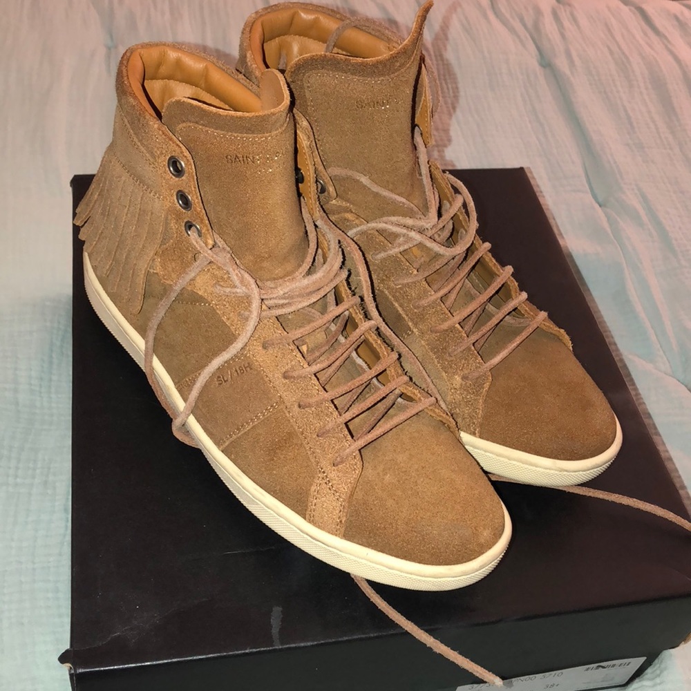 ❤️Ysl suede fringed low top sneakers NOISETTE
